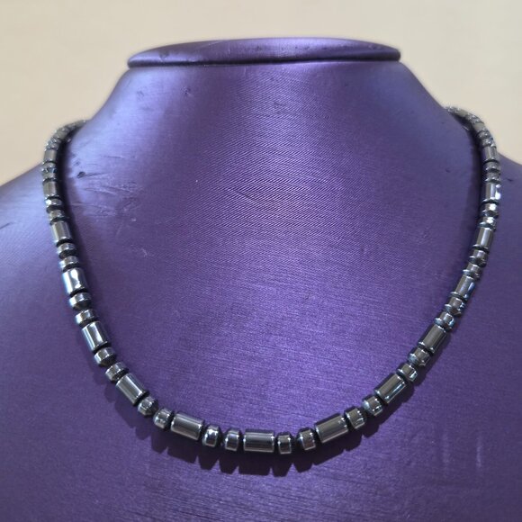 Natural Hematite Gemstone Beaded Unisex Gunmetal Silver Gray Stone Necklace - Picture 7 of 9